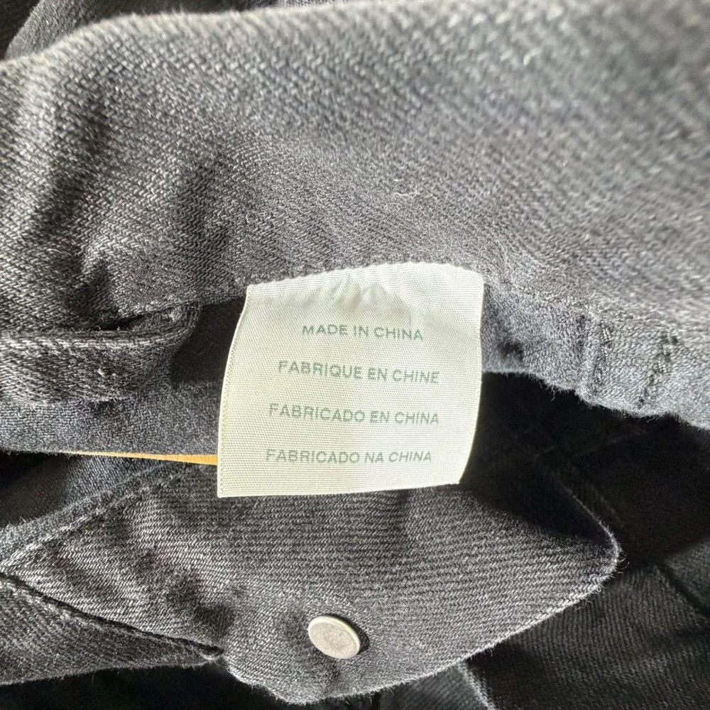 Levis levis trucker